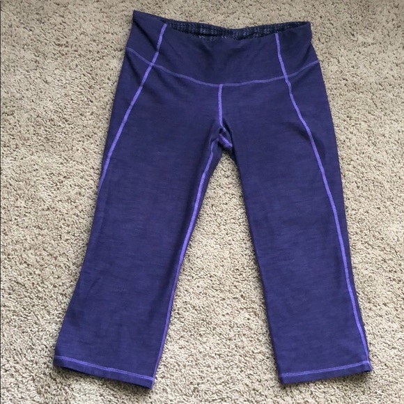 LULULEMON CROP LEGGINGS - Picture 3 of 9